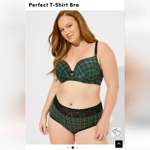 Torrid NWT T-shirt lightly lined 360 back smoothing bra 38DDD
